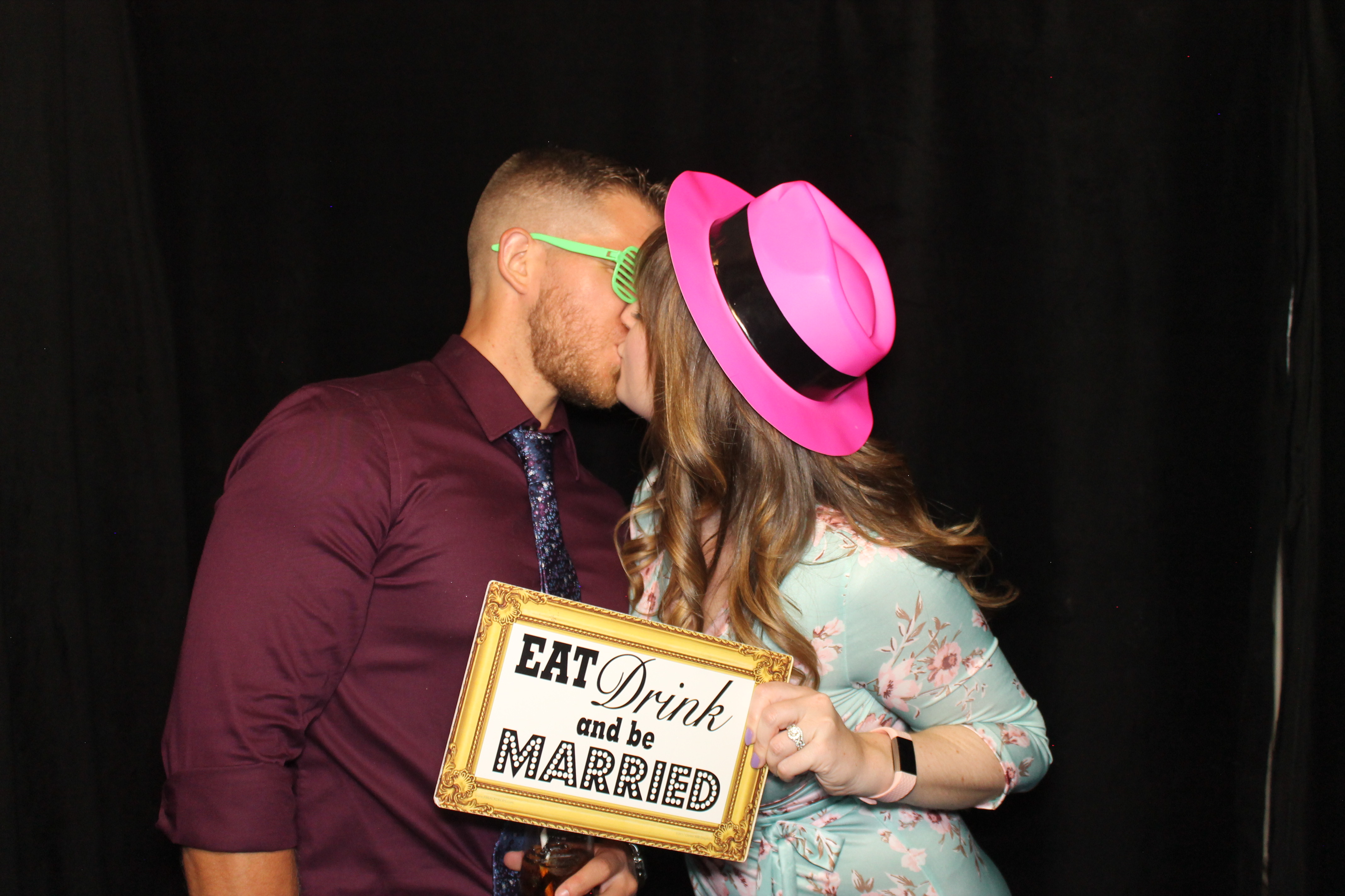 Christine Cosby Wedding Reception | View more photos from the event at gallery.photoboothcincy.com/u/PhotoBoothCincy/Christine-Cosby-Wedding-Reception